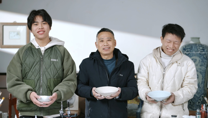 中国连续8年保持货物贸易第一,新澳门彩历史开奖结果记录大全,广泛的解释落实方法分析_钱包版V13.77
